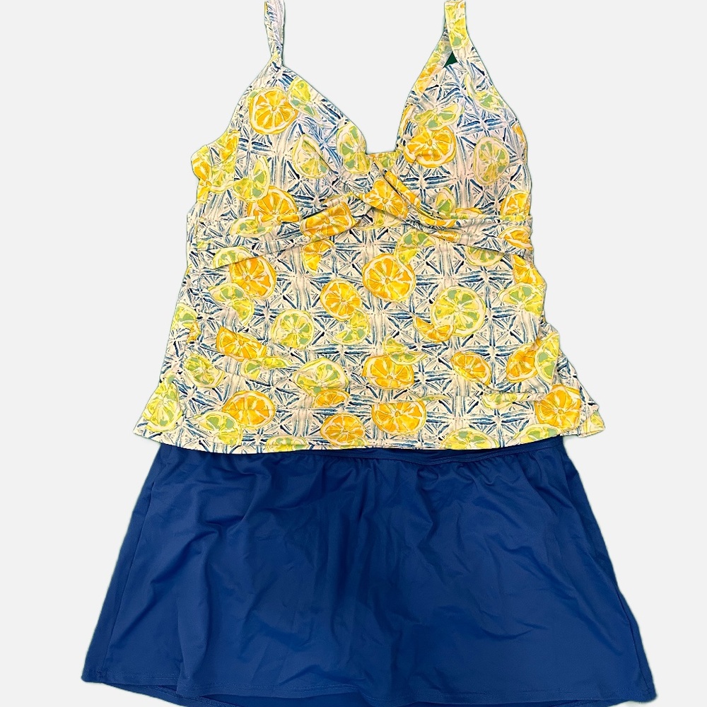 Lands End Women's Size 18W Chlorine Resistant V-Neck Tankini Swimsuit Top